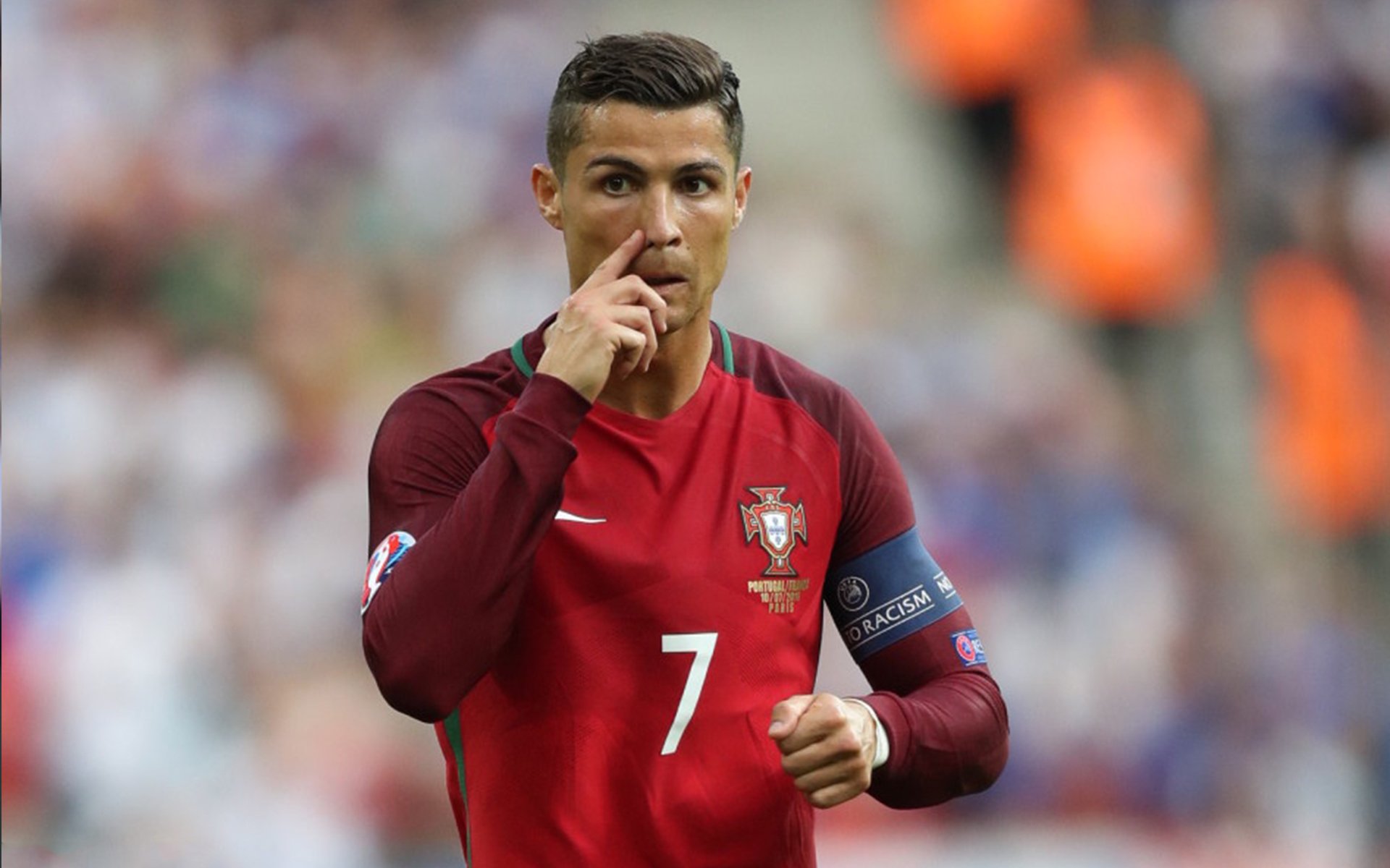 足球青训评价标准未与国际接轨，足球青训年龄分段标准